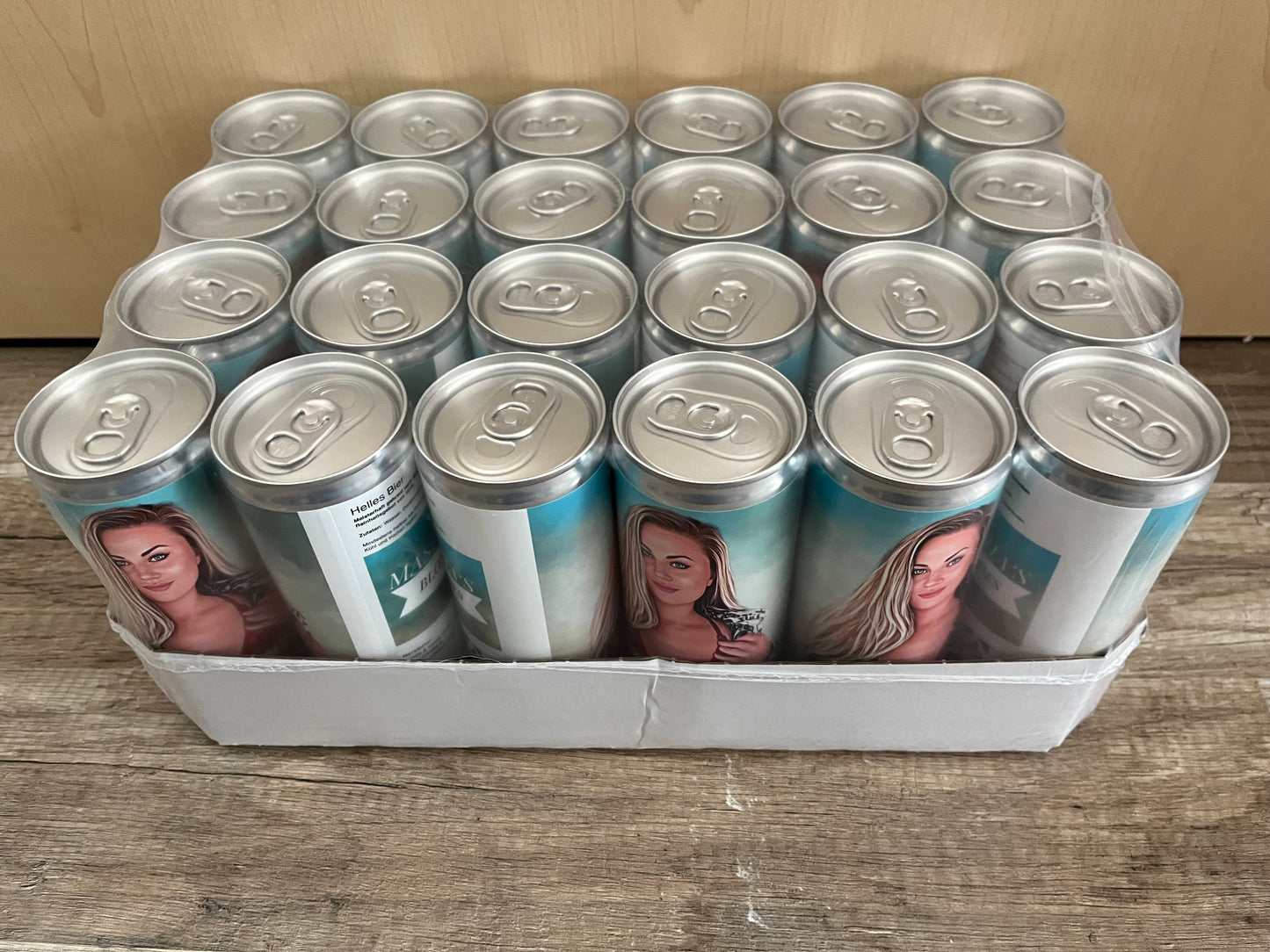 250 ml beer Mascha's Blondes 4.9% alcohol incl. deposit designed by Mascha von Rascha