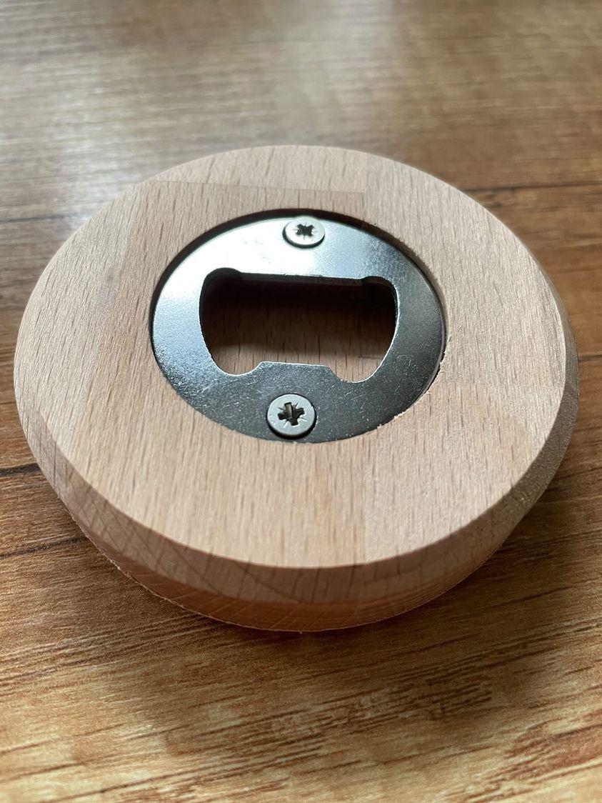 Artfully handcrafted wooden beer mat 3-in-1, unique piece with laser engraving – designed by Mascha von Rascha